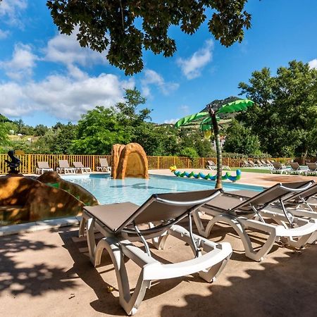 Camping Maeva Escapades Millau Plage Extérieur photo